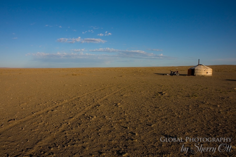 Travel in Mongolia Gobi Desert