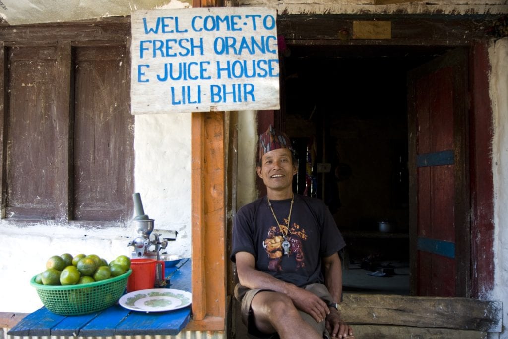 Annapurna circuit orange juice vendor