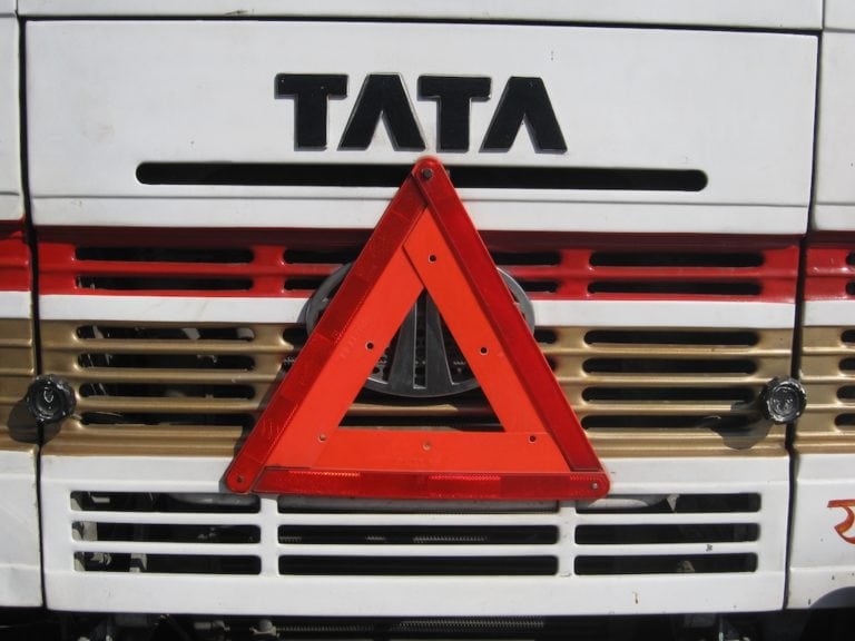 Wheels on the Bus Go Round and Round – Annapurna Circuit