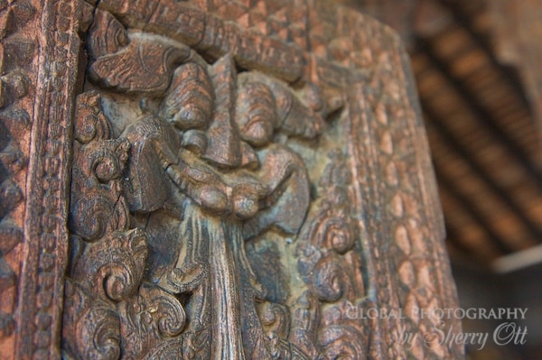 wood carving sri lanka