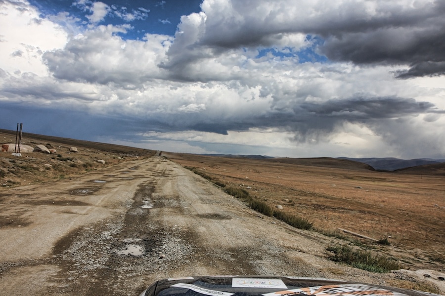mongolia roads