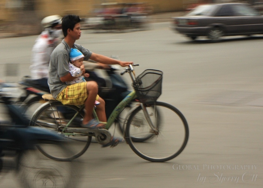 baby on board bike vietnam