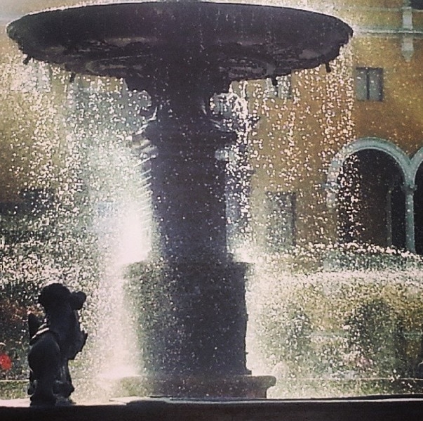 Fountain Plaza Mayor Lima
