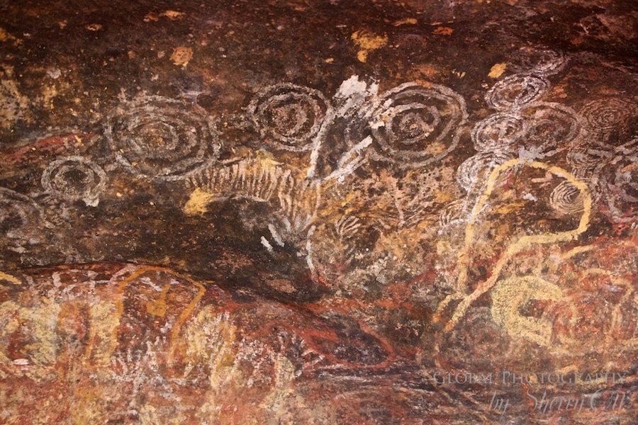 Uluru drawings