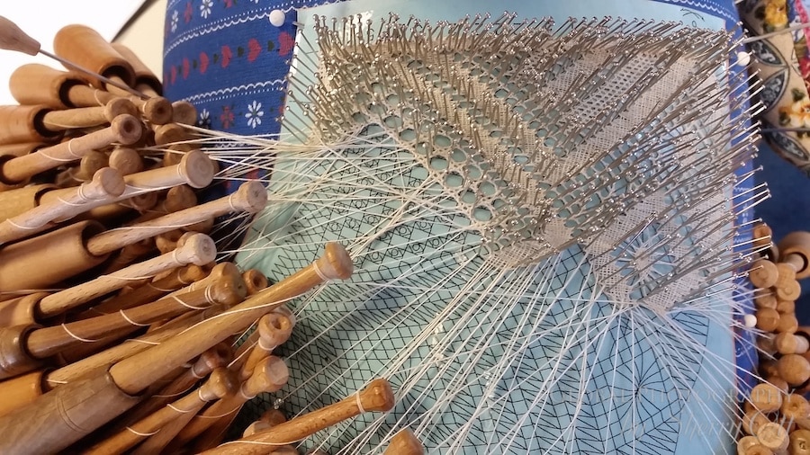 Lace Making Wooden bobbins