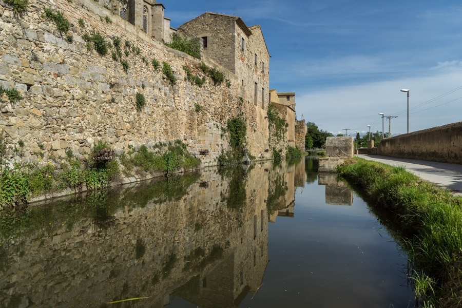 Castello dempuries medieval moat