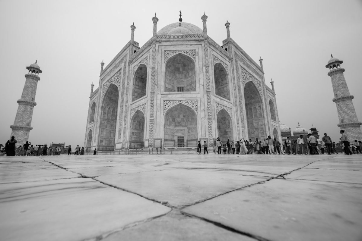 Taj Mahal photography black and white
