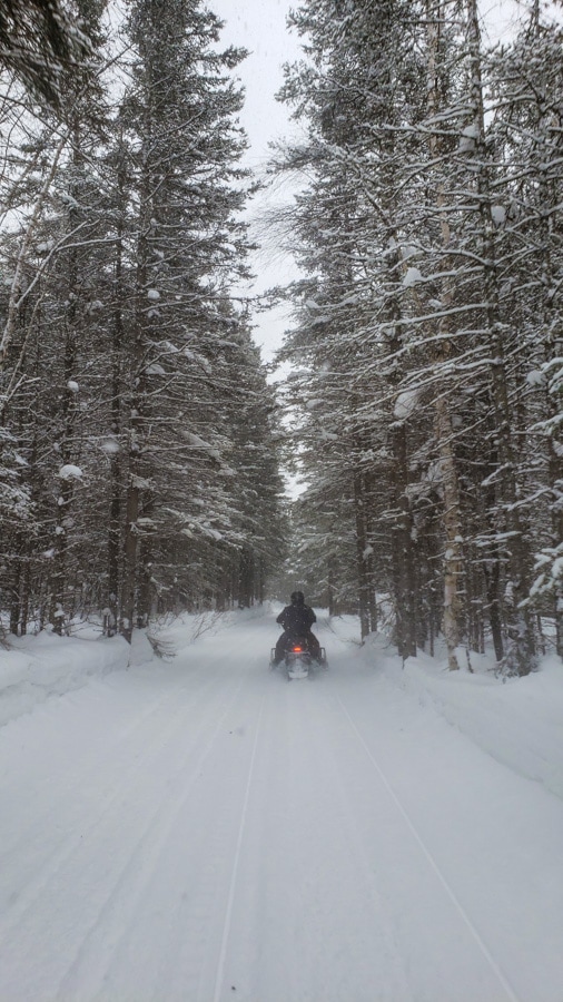 snowmobiing in quebec