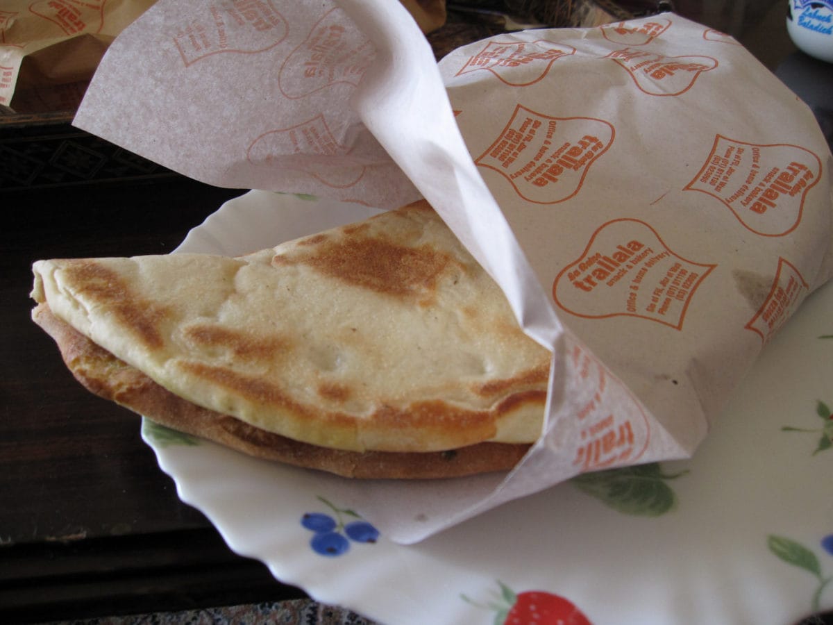 manoushe for breakfast in lebanon