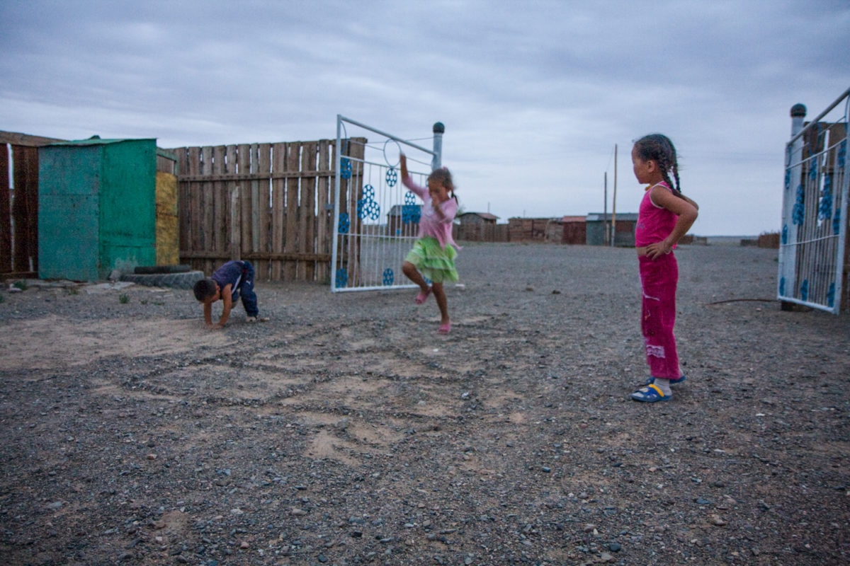 kids playing in the gobi desert mongolia
