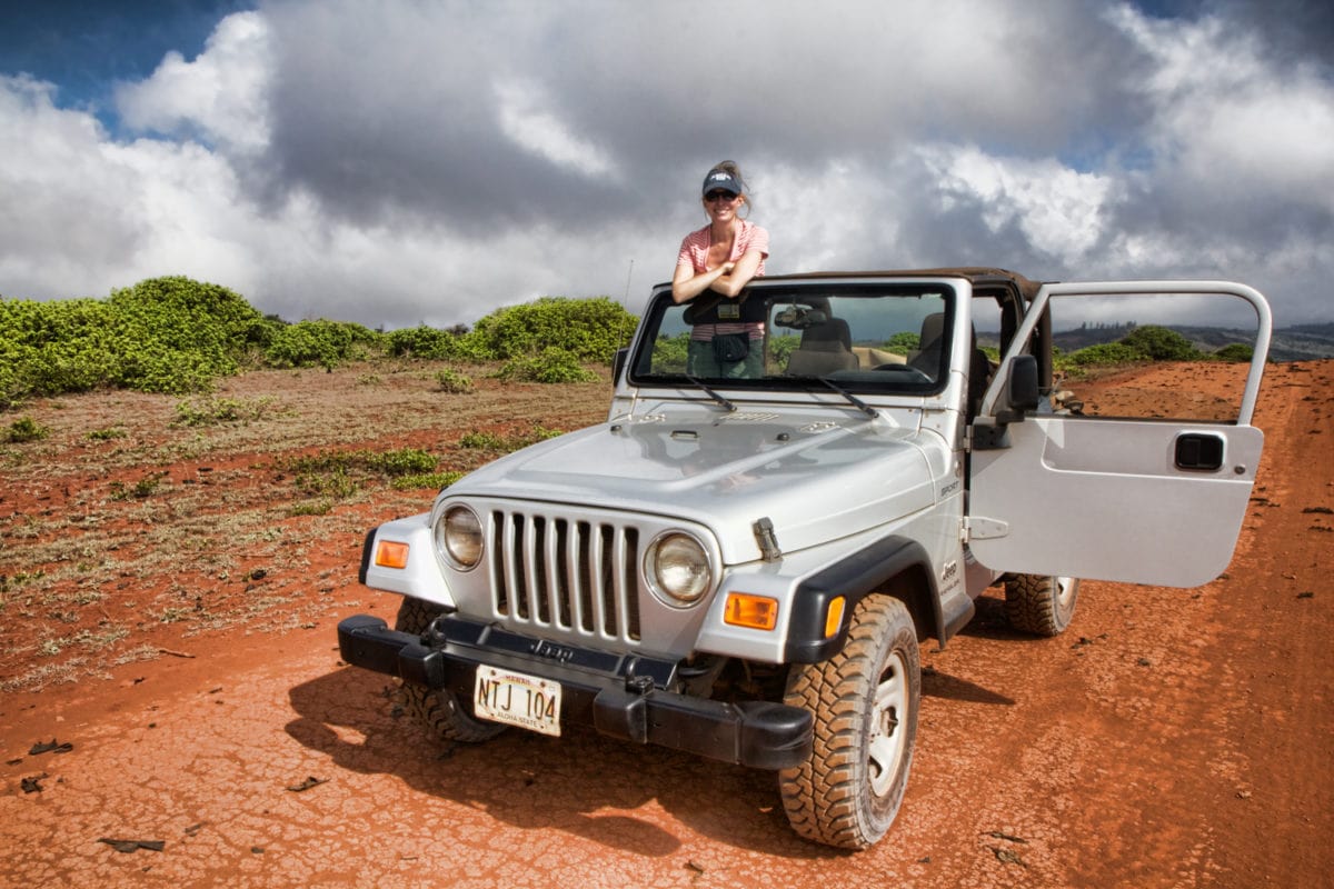 jeep rental lanai, to go off-roading around lanai island 