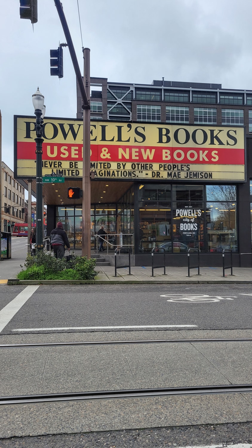 Powells books portland