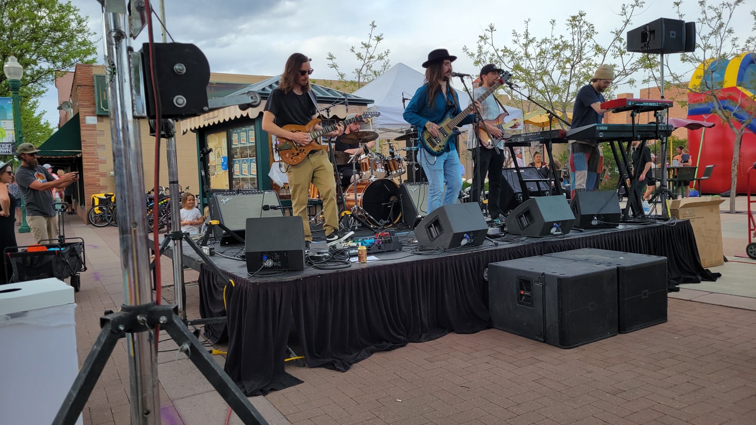 Arvada second saturday music