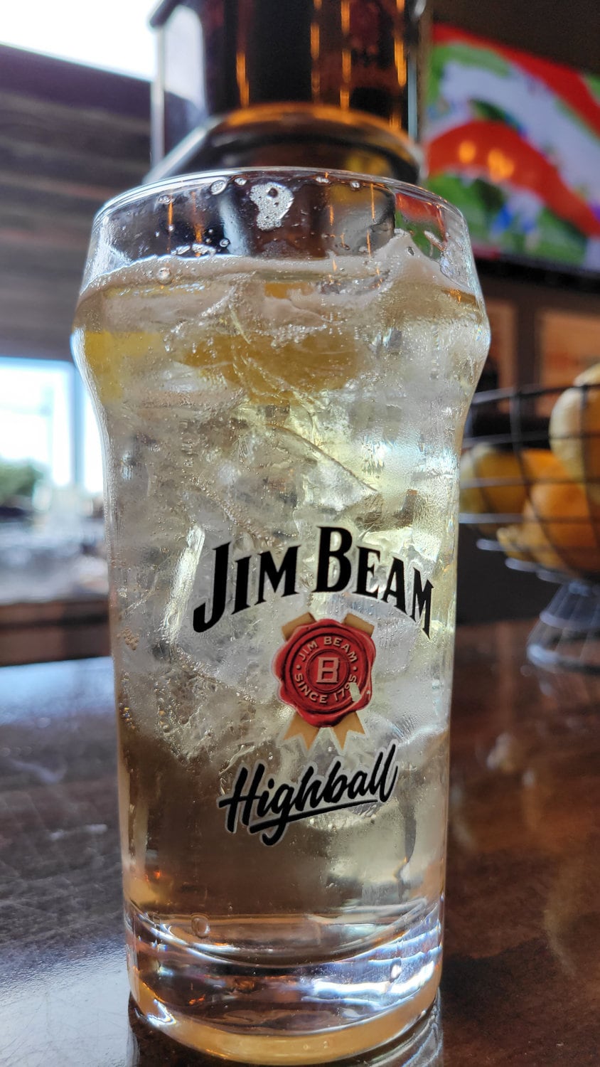 Whiskey highball