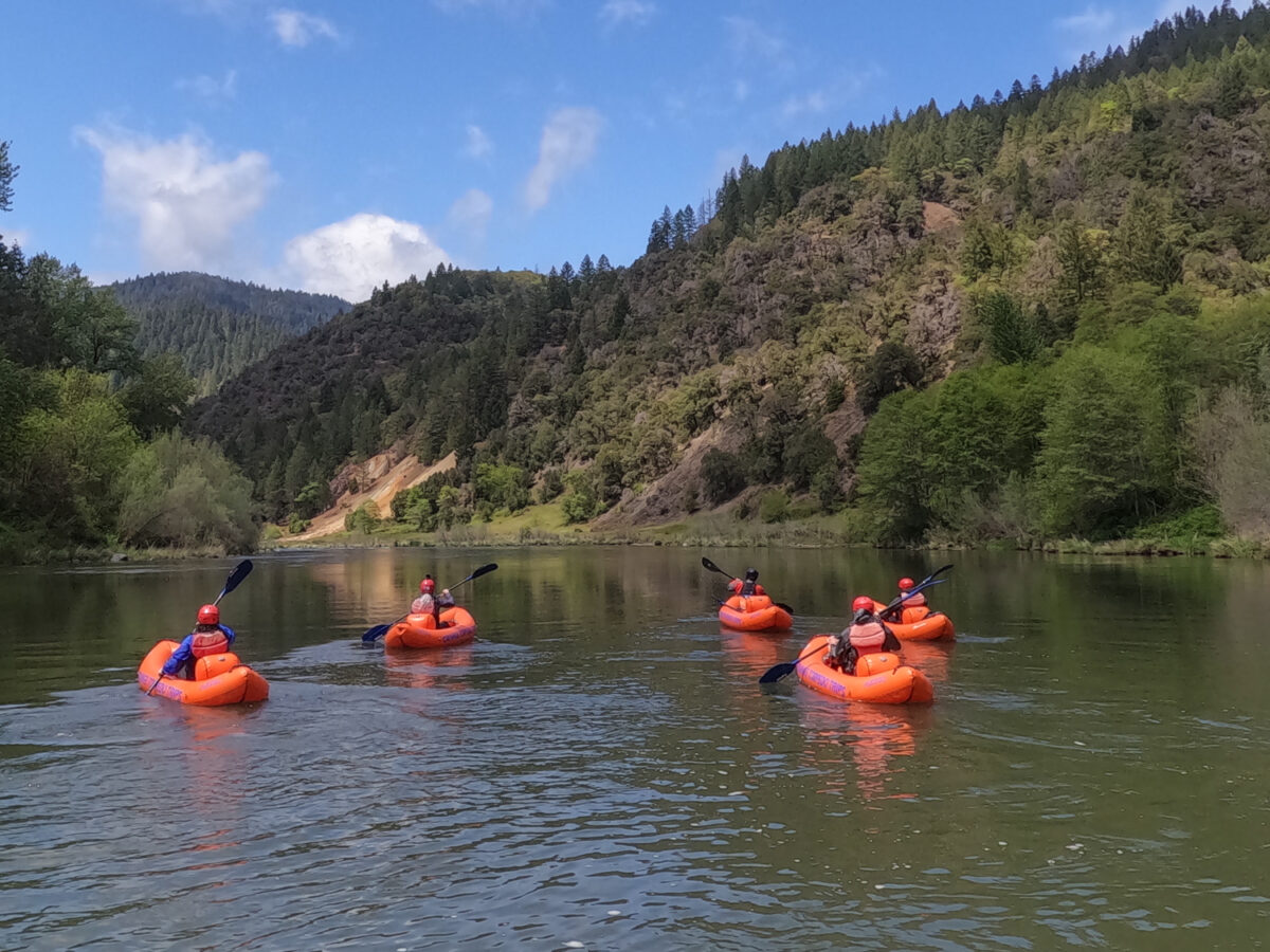 rogue river inflatible kayak adventure