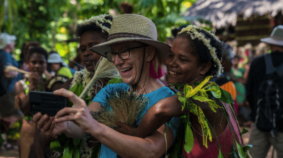 Singsing Papua New Guinea