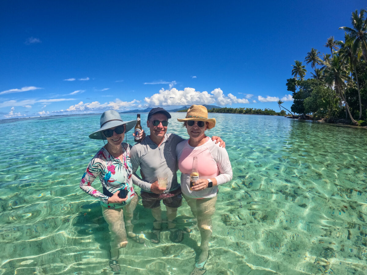 Travel to tahiti with friends